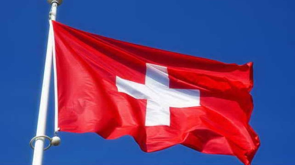 SNB попередив про ризики відтоку коштів із банків у стейблкоїни