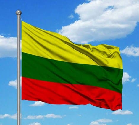 Позитивне ставлення українців до Литви залишається високим, але знизилося до 69,9% — дослідження
